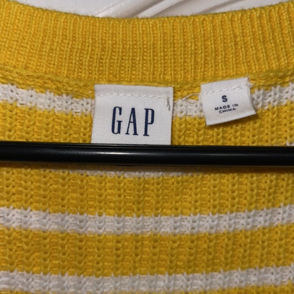 Yellow striped GAP long sleeve sweater - Picture 3 of 5